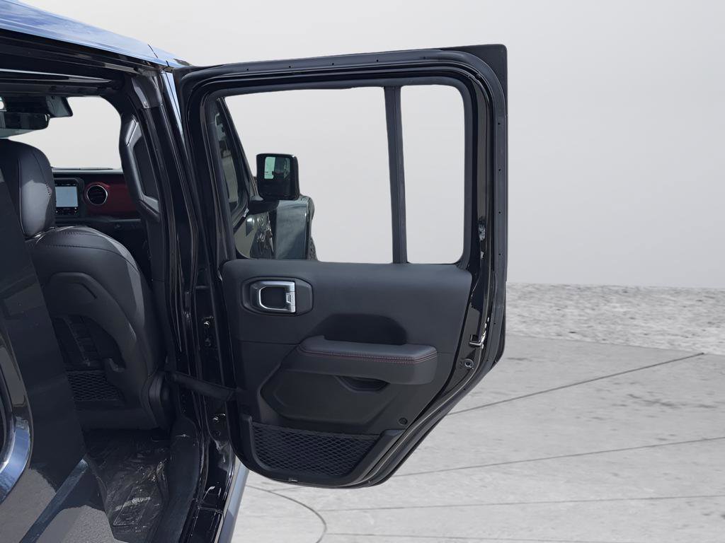 Used 2021 Jeep Wrangler Unlimited Rubicon image 44