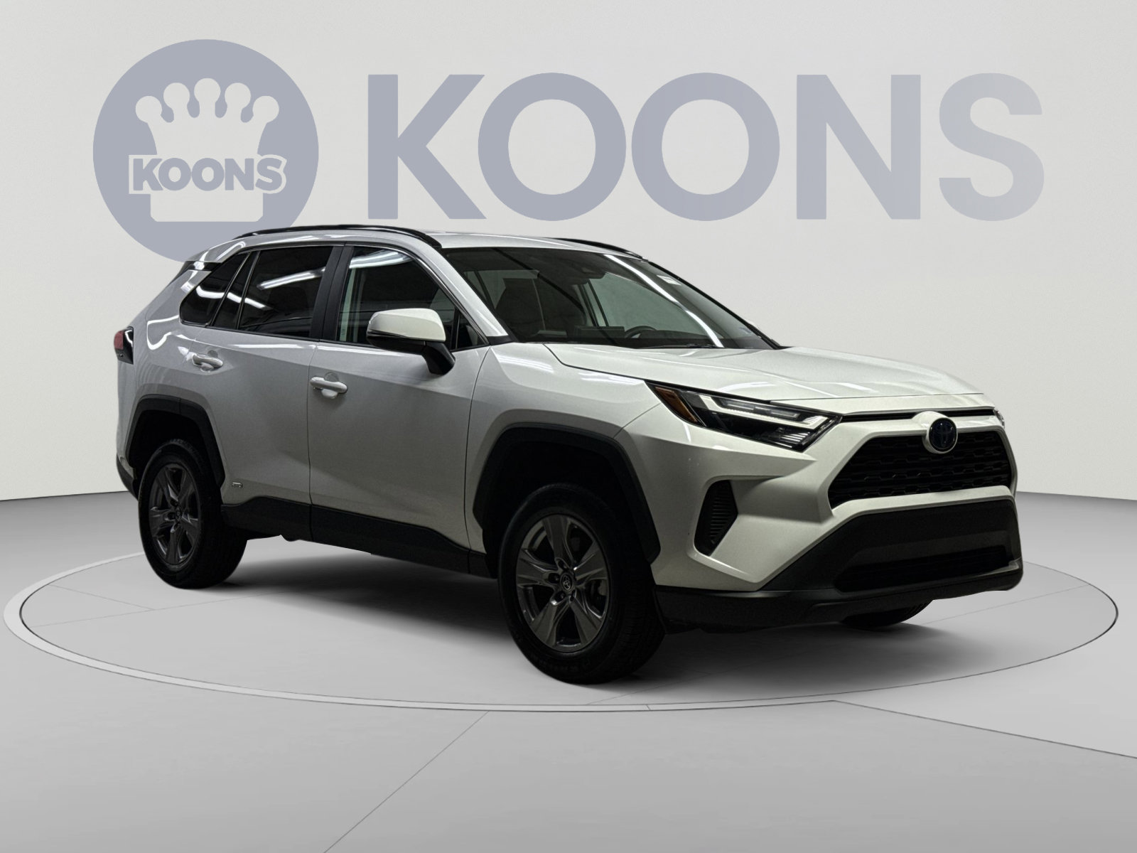 Used 2024 Toyota RAV4 LE AWD/4WD image 1