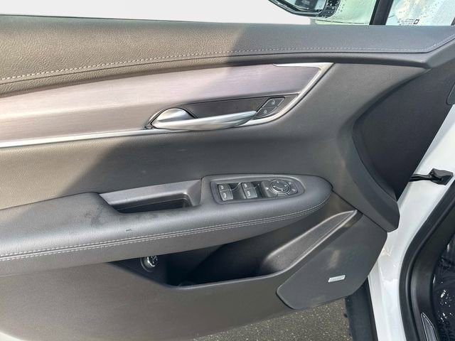 New 2025 Cadillac XT5 Luxury w/ LPO, Floor Liner Package image 15