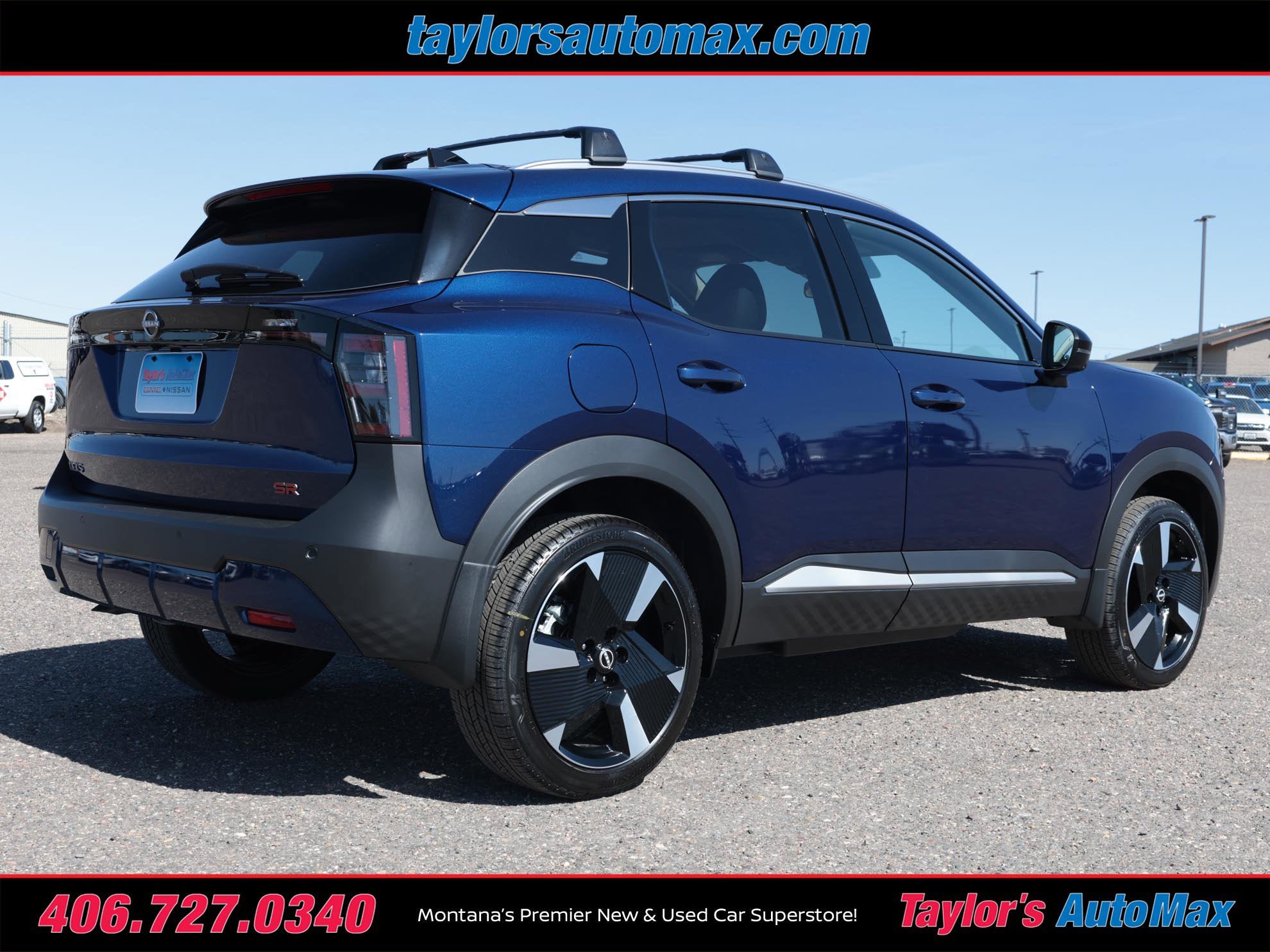 New 2026 Nissan Kicks SR w/ Cold Weather Package FWD image 4