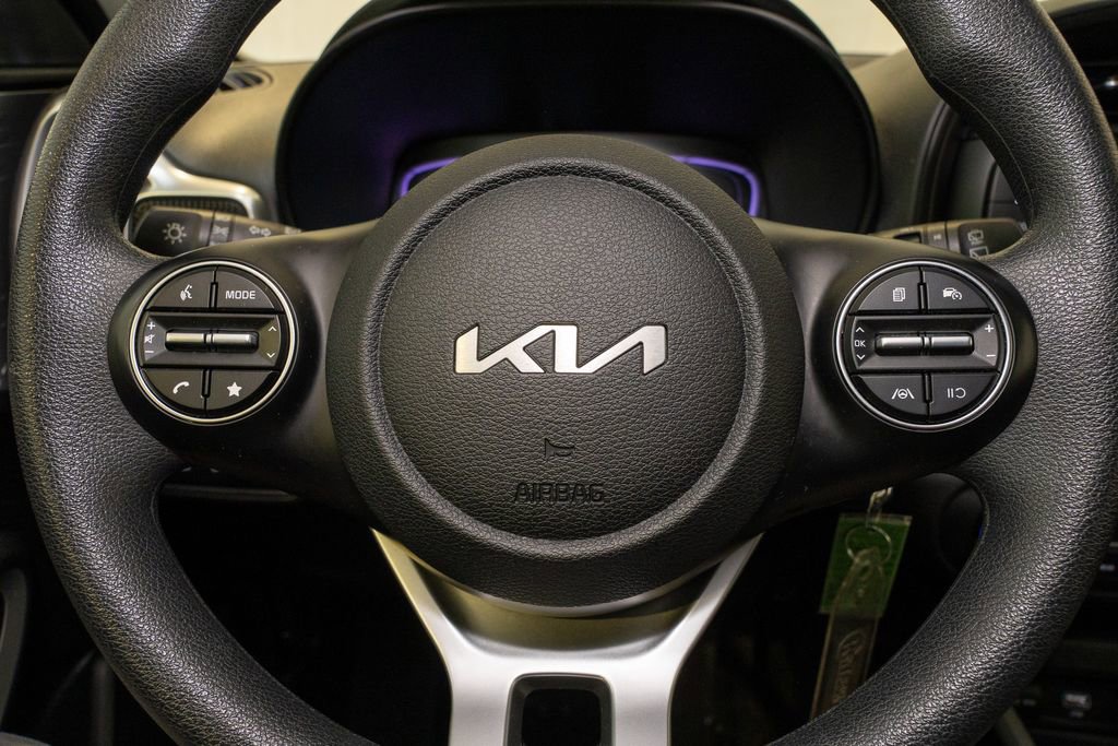Used 2024 Kia Soul LX w/ Option Group 015 image 16