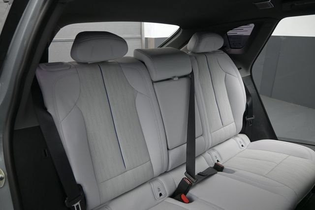 New 2026 Cadillac Optiq Sport 2 AWD/4WD image 17