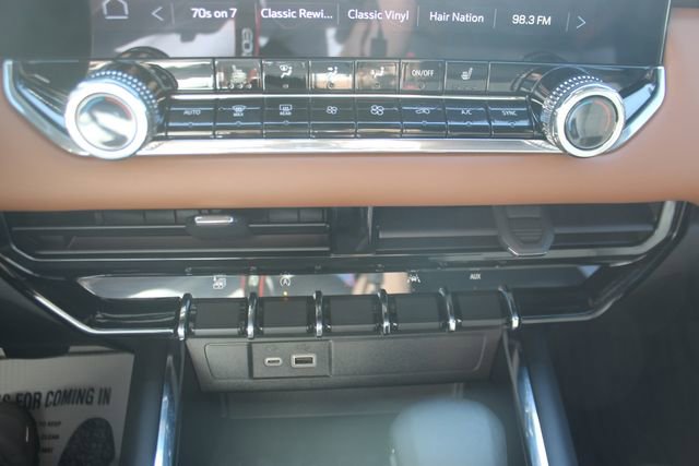 Used 2024 GMC Canyon AT4 w/ Canyon Safety Plus Package image 21