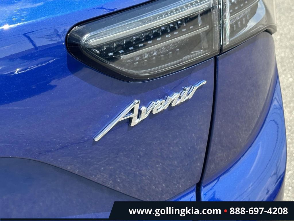 Used 2024 Buick Envision Avenir AWD/4WD image 9