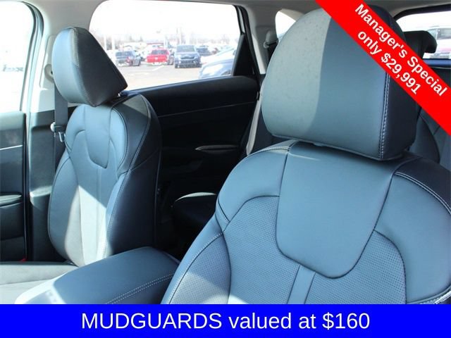 Used 2025 Kia Sorento S w/ Panoramic Sunroof Package FWD image 5