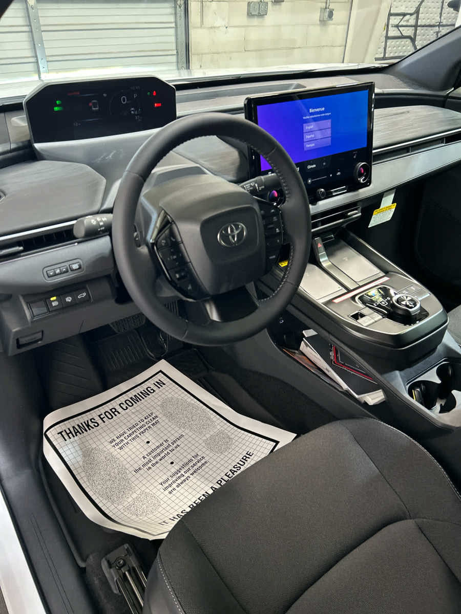 New 2026 Toyota C-HR AWD/4WD image 9