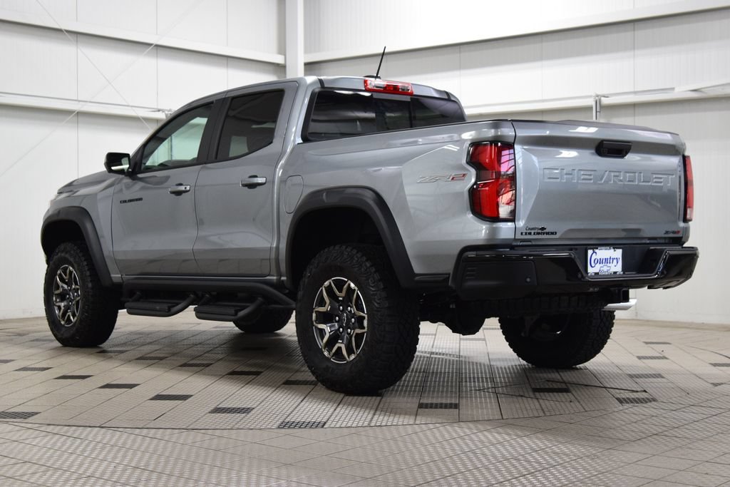 New 2026 Chevrolet Colorado ZR2 w/ Technology Package AWD/4WD image 6