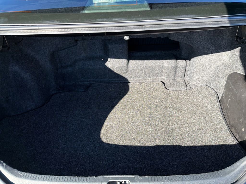 Used 2012 Toyota Camry XLE w/ Convenience Pkg image 14