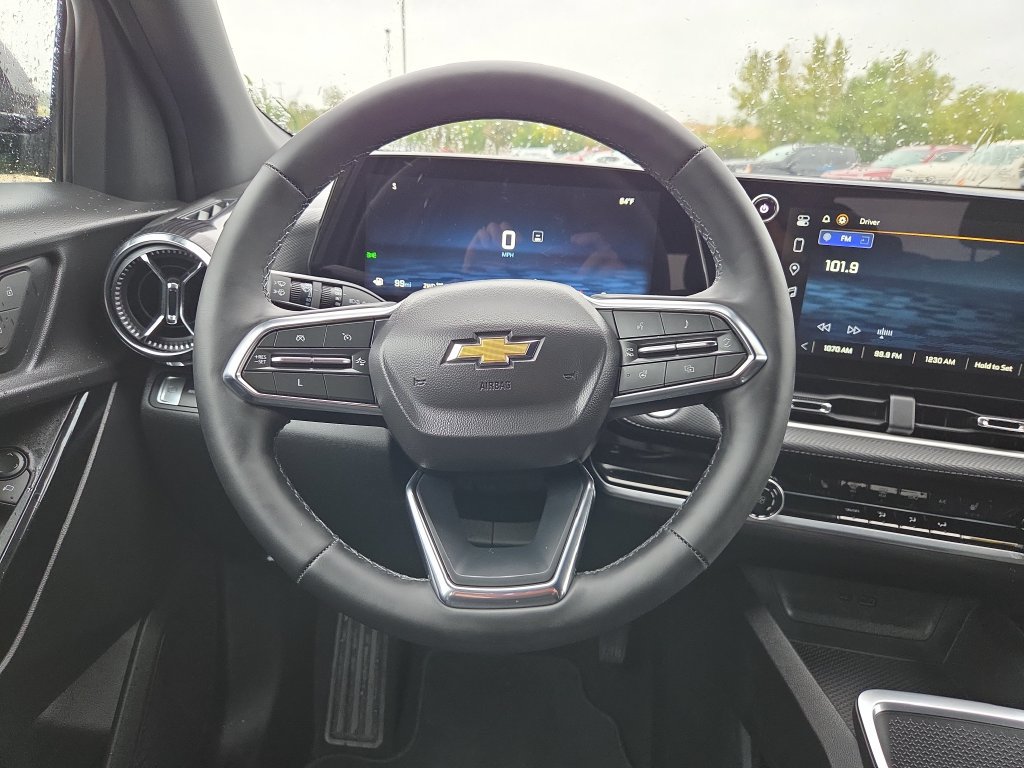 Certified 2025 Chevrolet Equinox LT w/ Safety and Technology Package AWD/4WD image 12