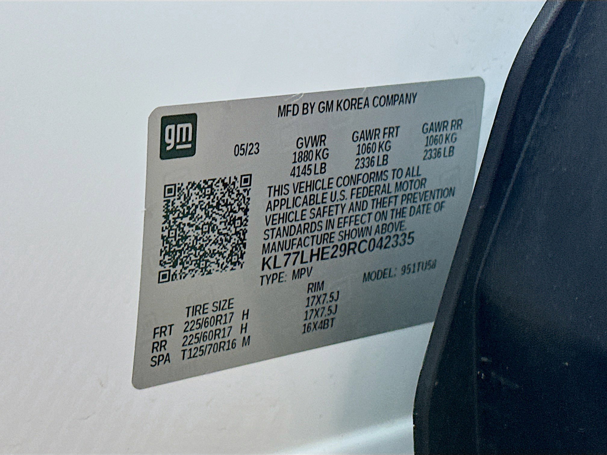 Used 2024 Chevrolet Trax LT w/ Driver Confidence Package FWD image 29