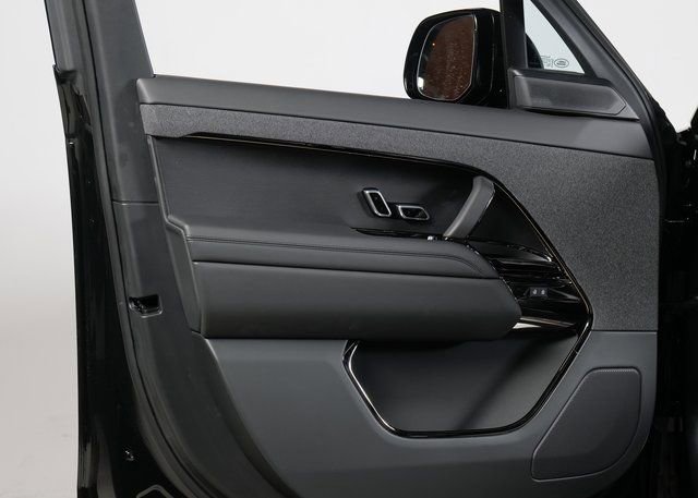 New 2026 Land Rover Range Rover Sport Dynamic SE image 25