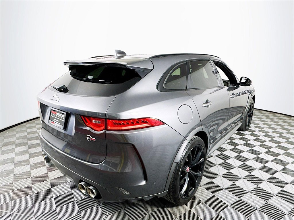Used 2019 Jaguar F-PACE SVR image 7