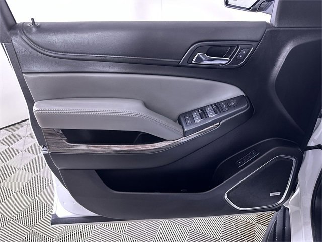 Used 2019 Chevrolet Suburban LT image 23