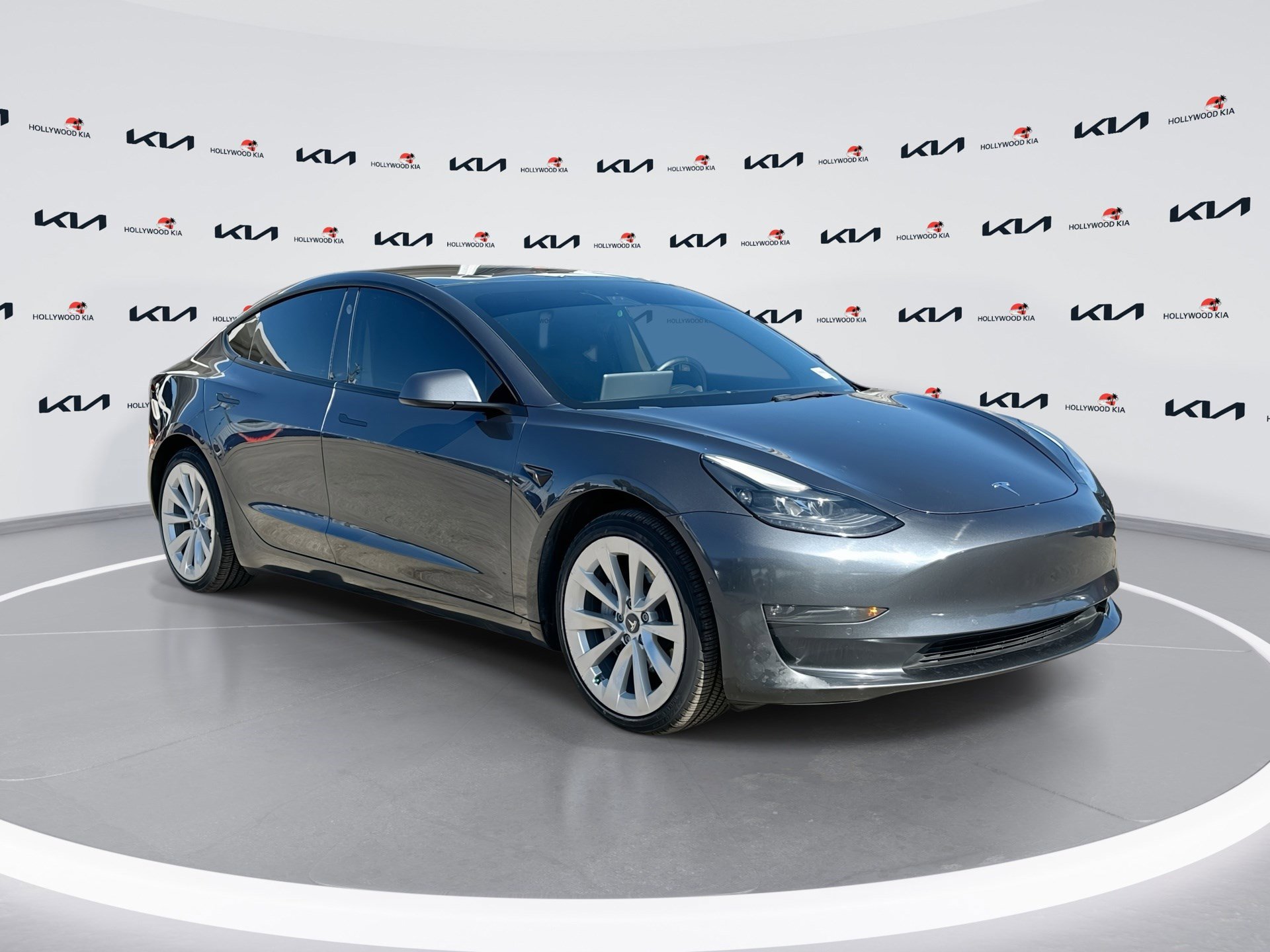Used 2022 Tesla Model 3 Long Range image 1