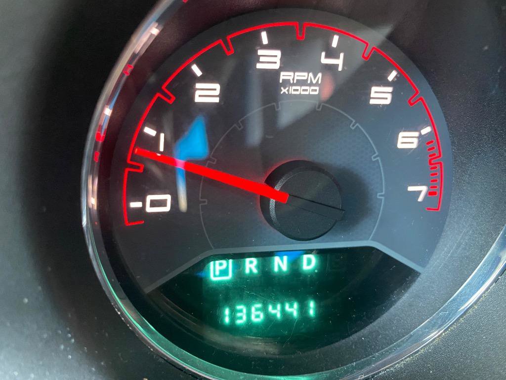 Used 2013 Dodge Avenger SE FWD image 32