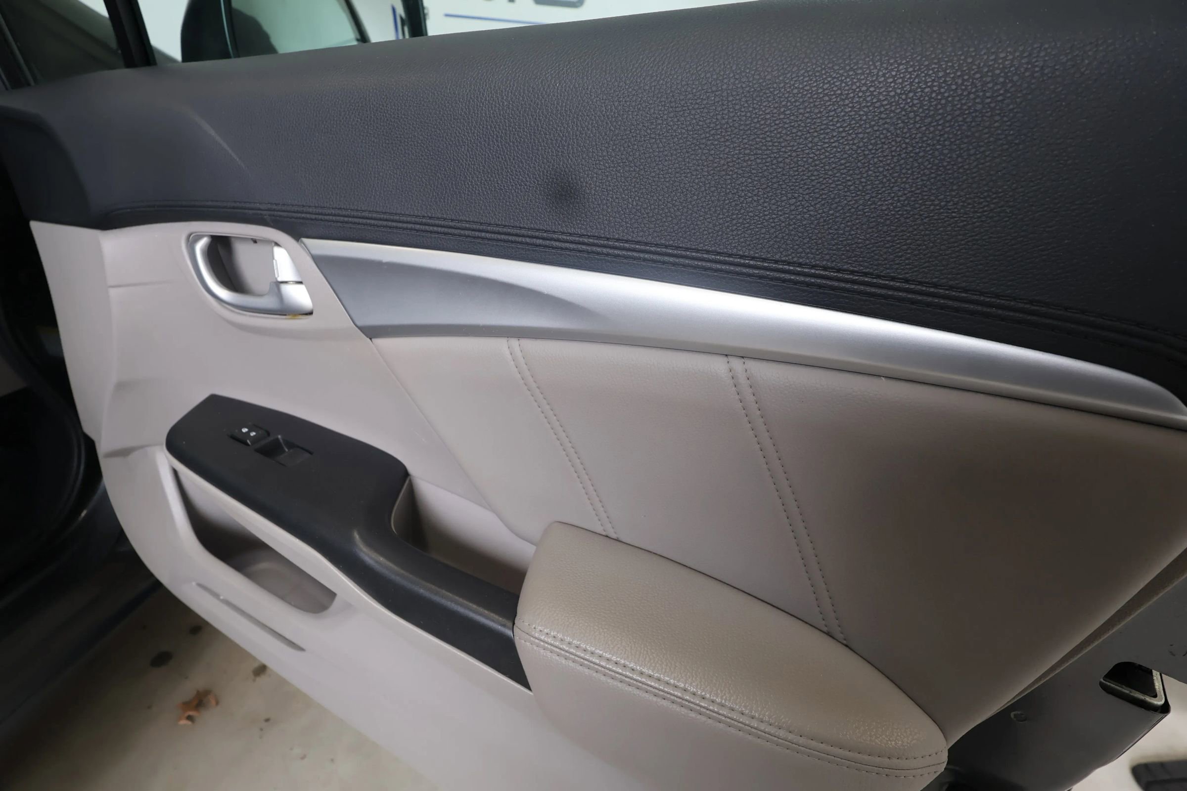 Used 2013 Honda Civic EX-L image 35