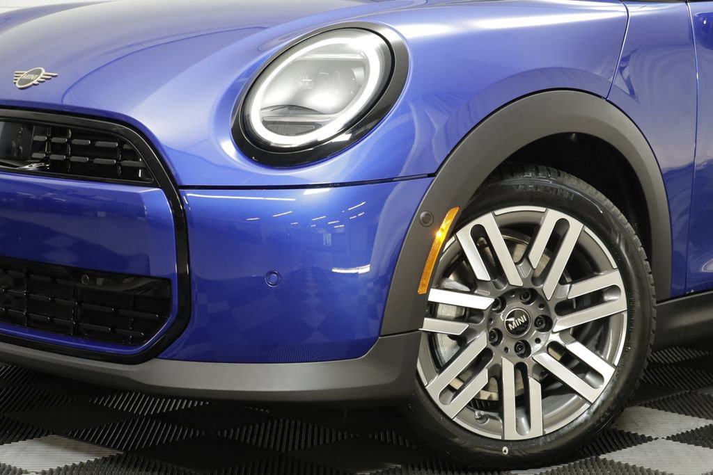 New 2026 MINI Cooper 2-Door Hardtop FWD image 4
