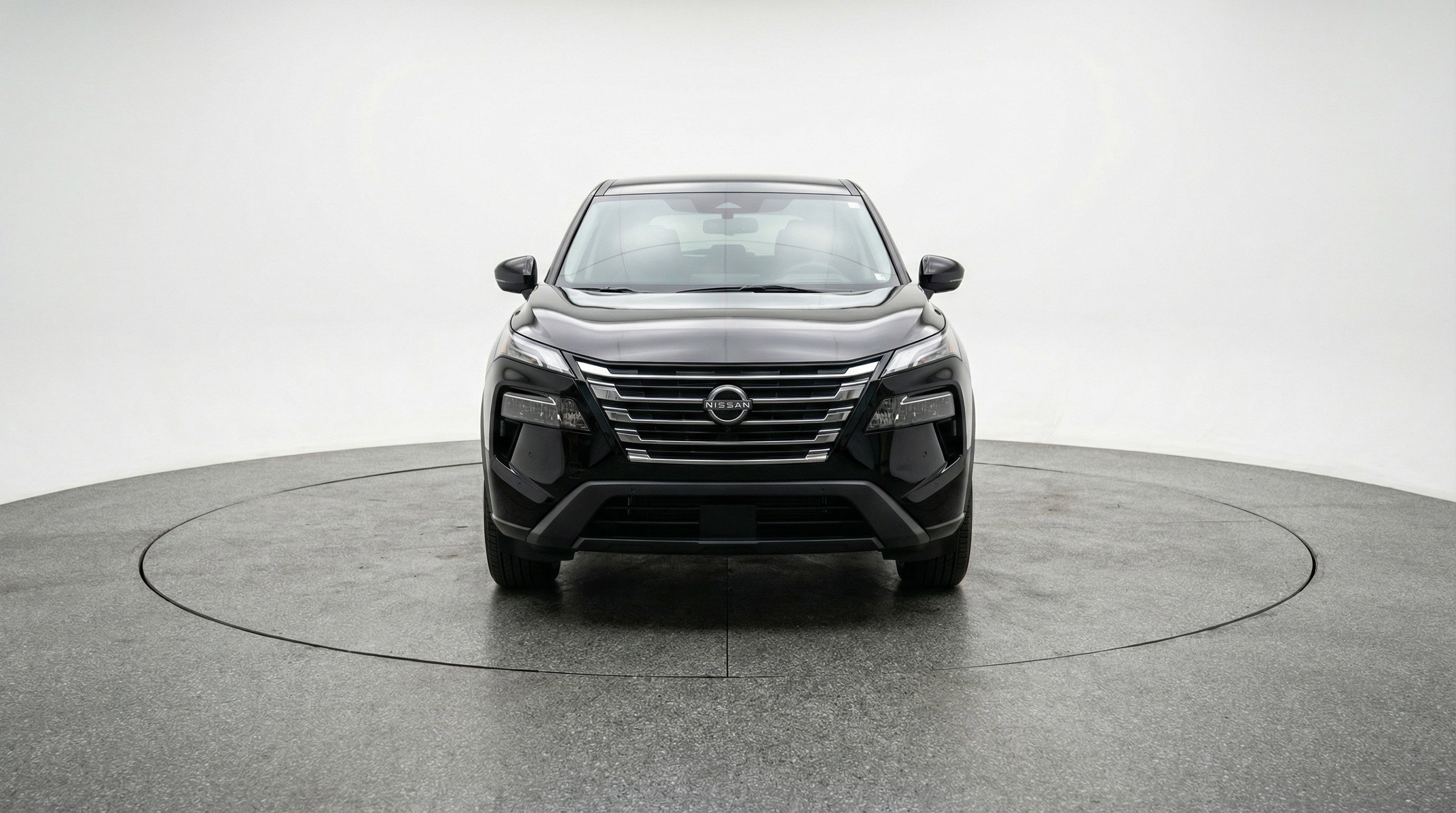 Used 2025 Nissan Rogue SV image 2