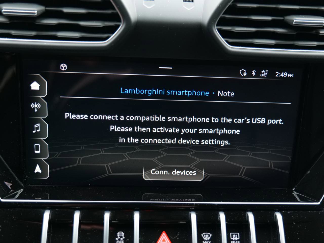 Used 2021 Lamborghini Urus AWD/4WD image 26
