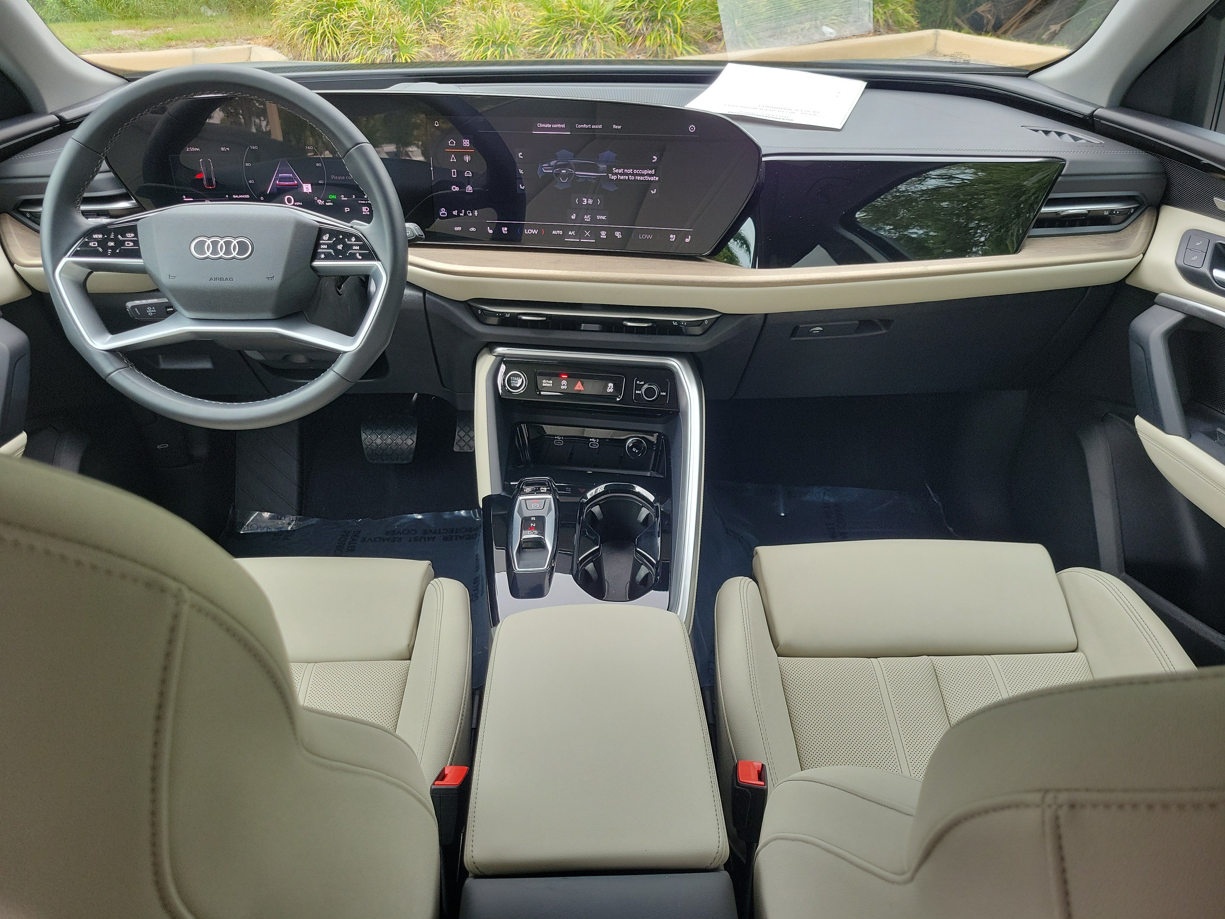 Certified 2025 Audi Q5 Premium Plus w/ Premium Plus AWD/4WD image 12