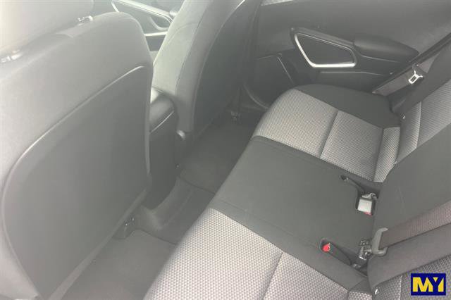 Used 2025 Kia Soul LX image 14