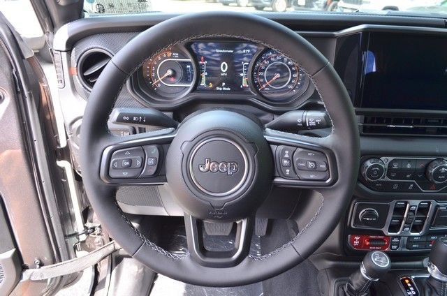New 2026 Jeep Gladiator Rubicon AWD/4WD image 15