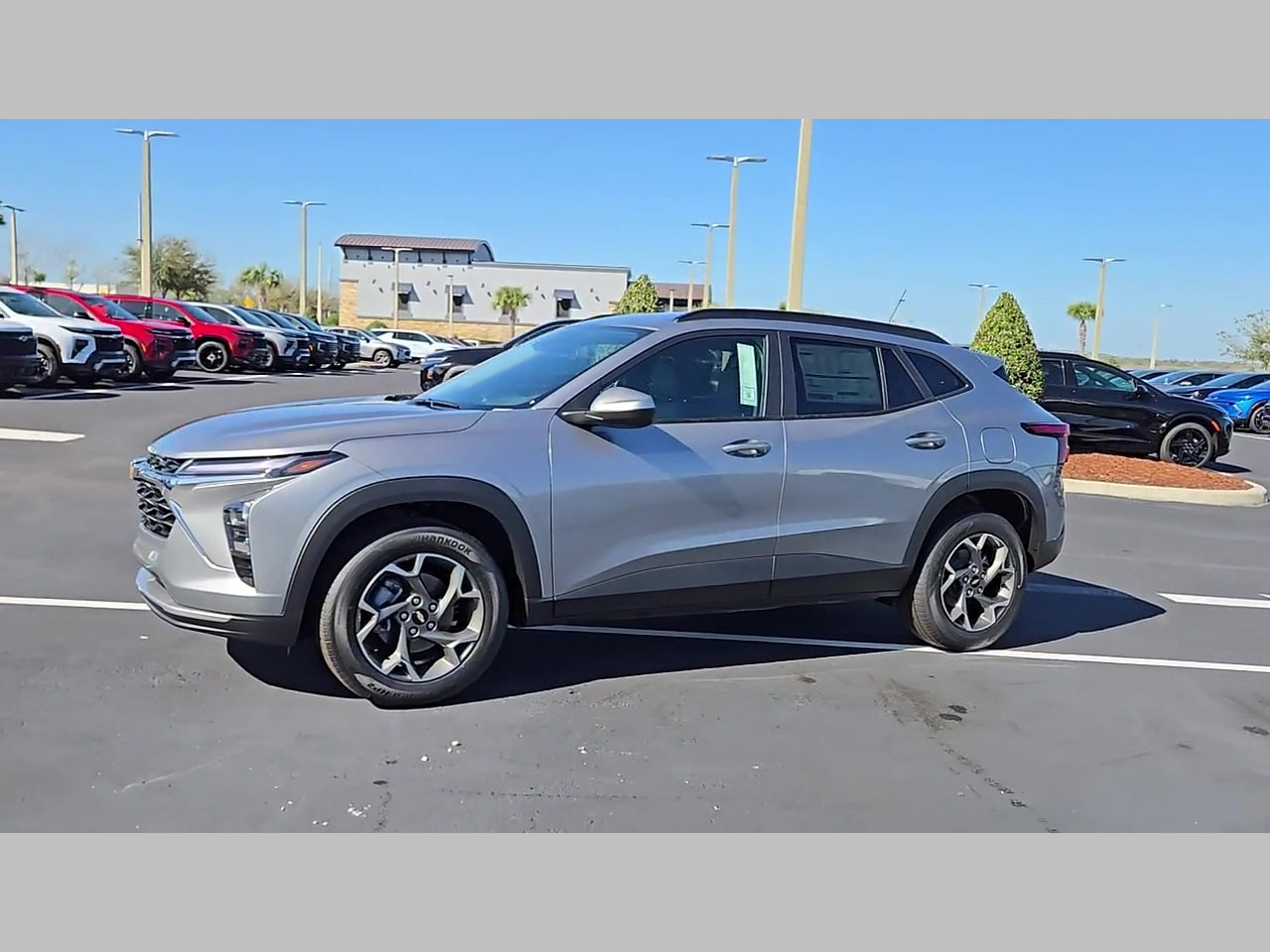 New 2026 Chevrolet Trax LT w/ Driver Confidence Package FWD image 15