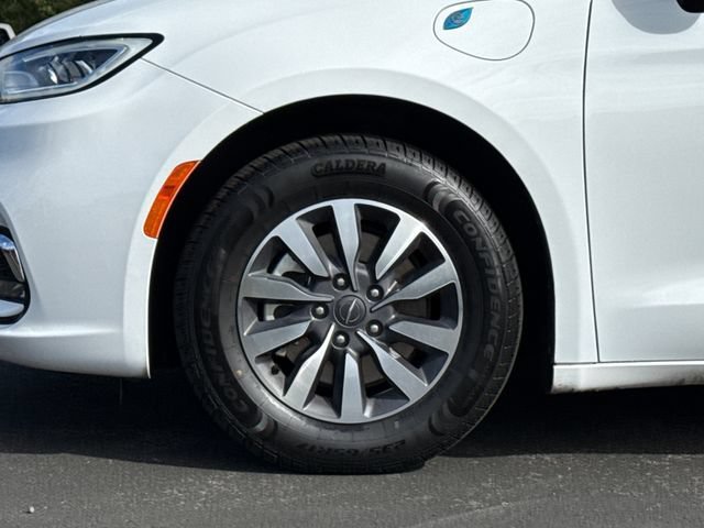 Used 2024 Chrysler Pacifica Limited FWD image 7