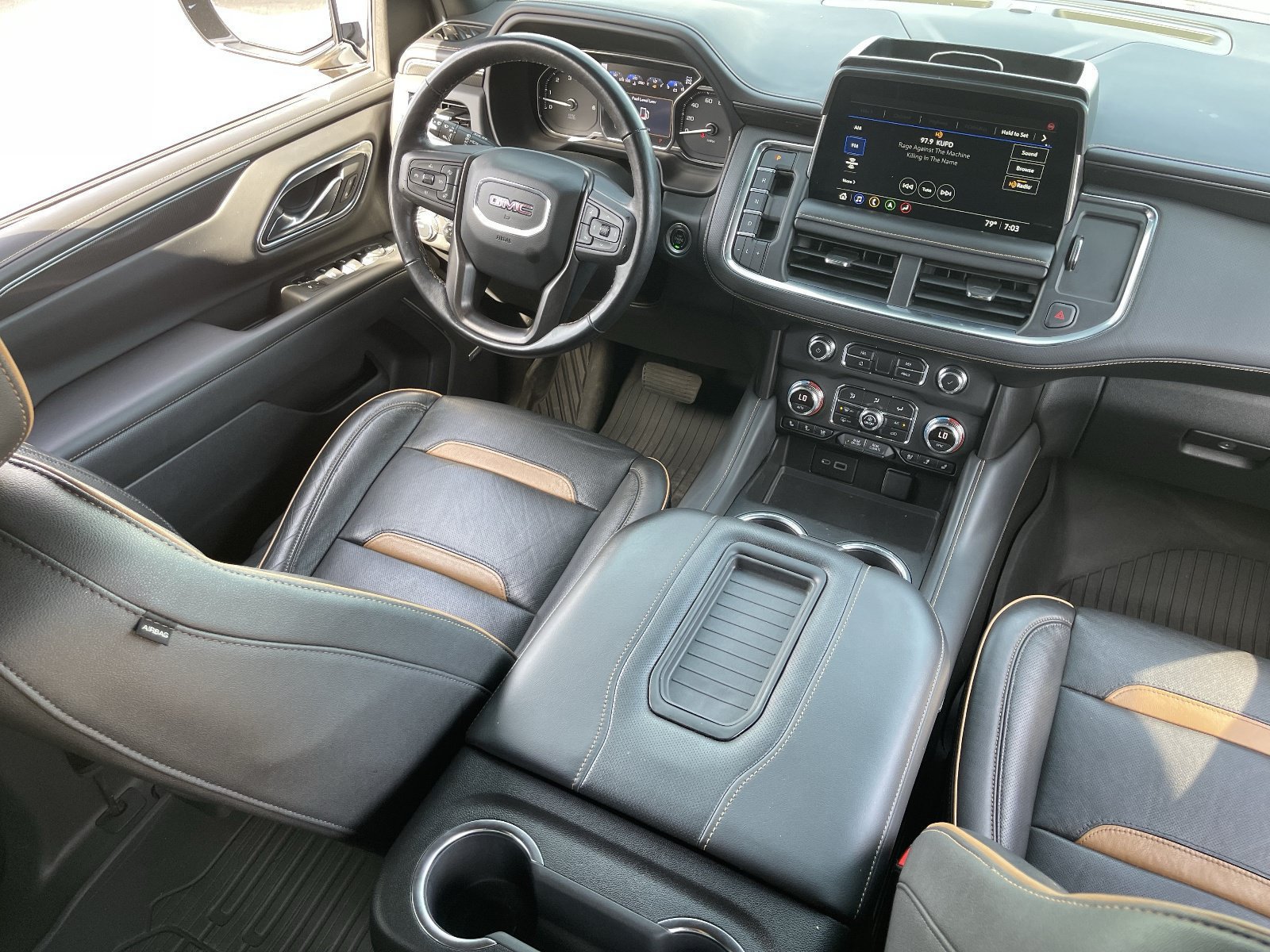 Certified 2021 GMC Yukon AT4 w/ Rear Media and Nav Package AWD/4WD image 14