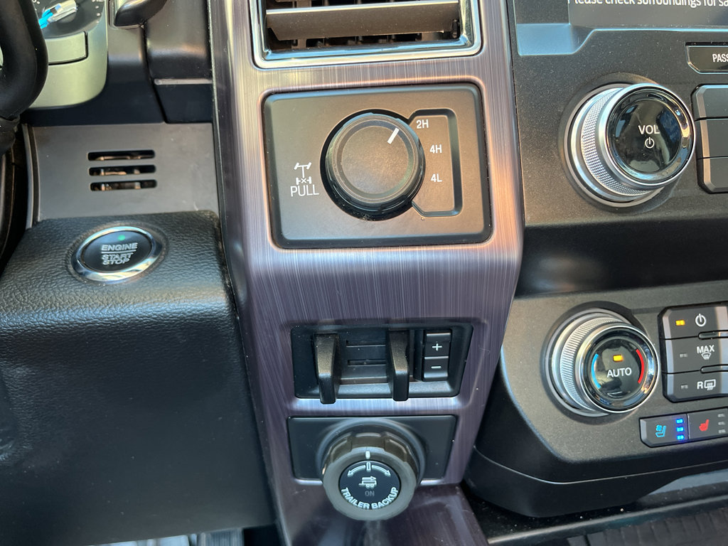 Used 2020 Ford F250 Limited w/ FX4 Off-Road Package image 29