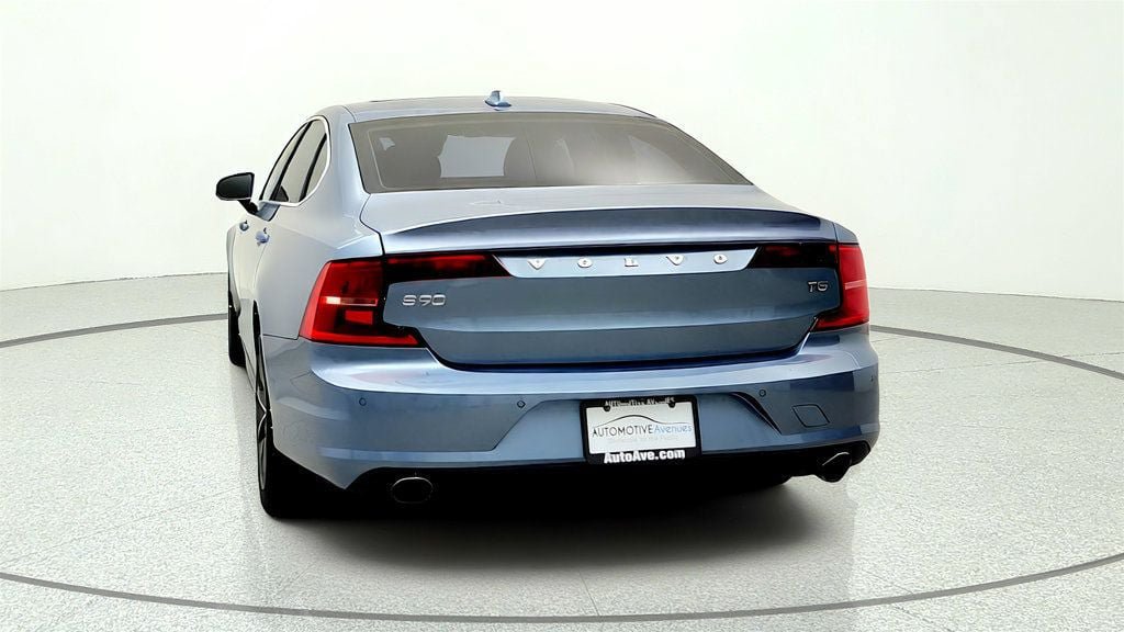 Used 2019 Volvo S90 T5 Momentum FWD image 6