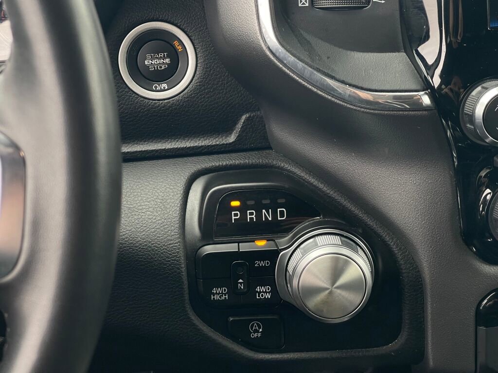 Used 2024 RAM 1500 Laramie image 12