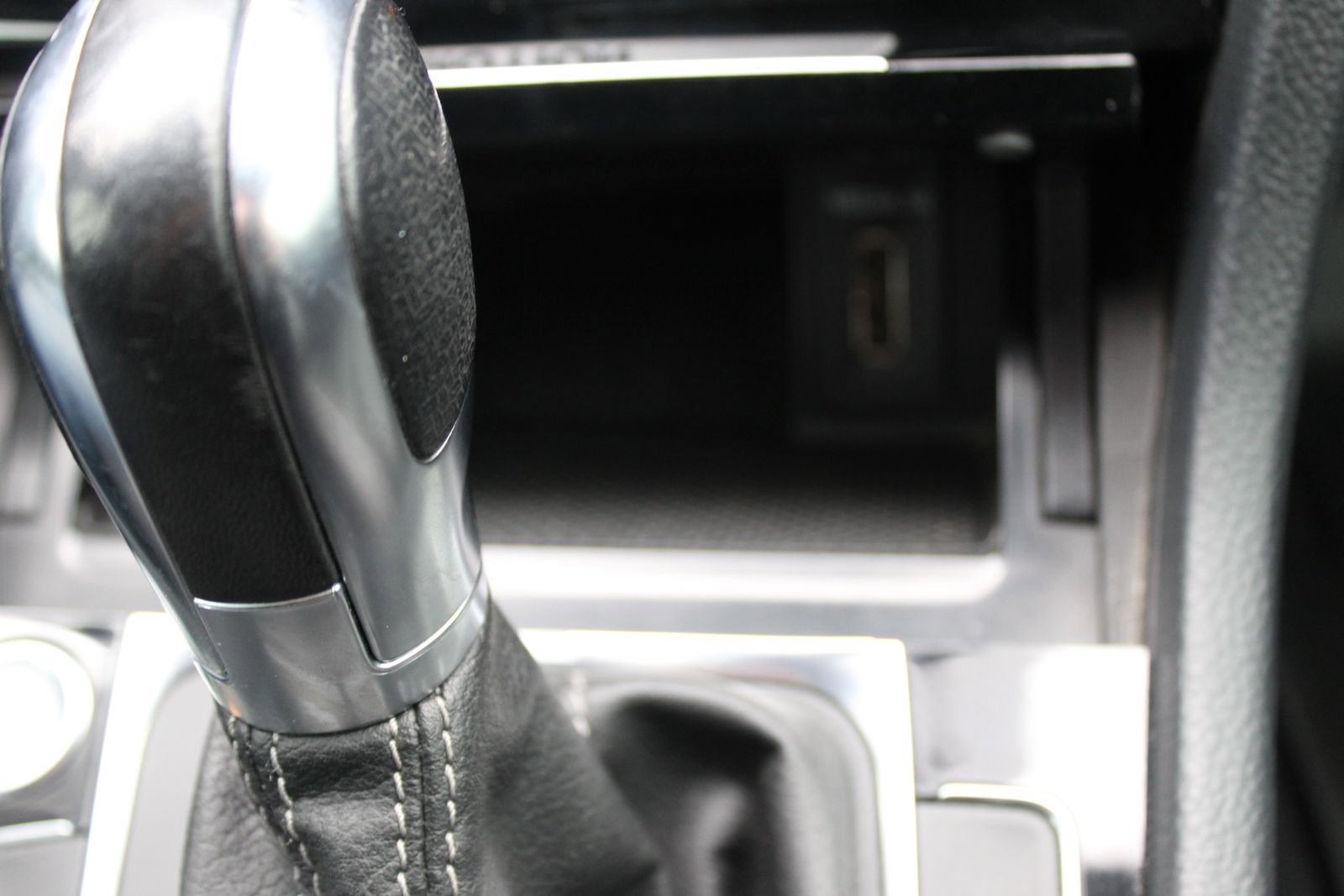 Used 2015 Volkswagen Golf R R image 33