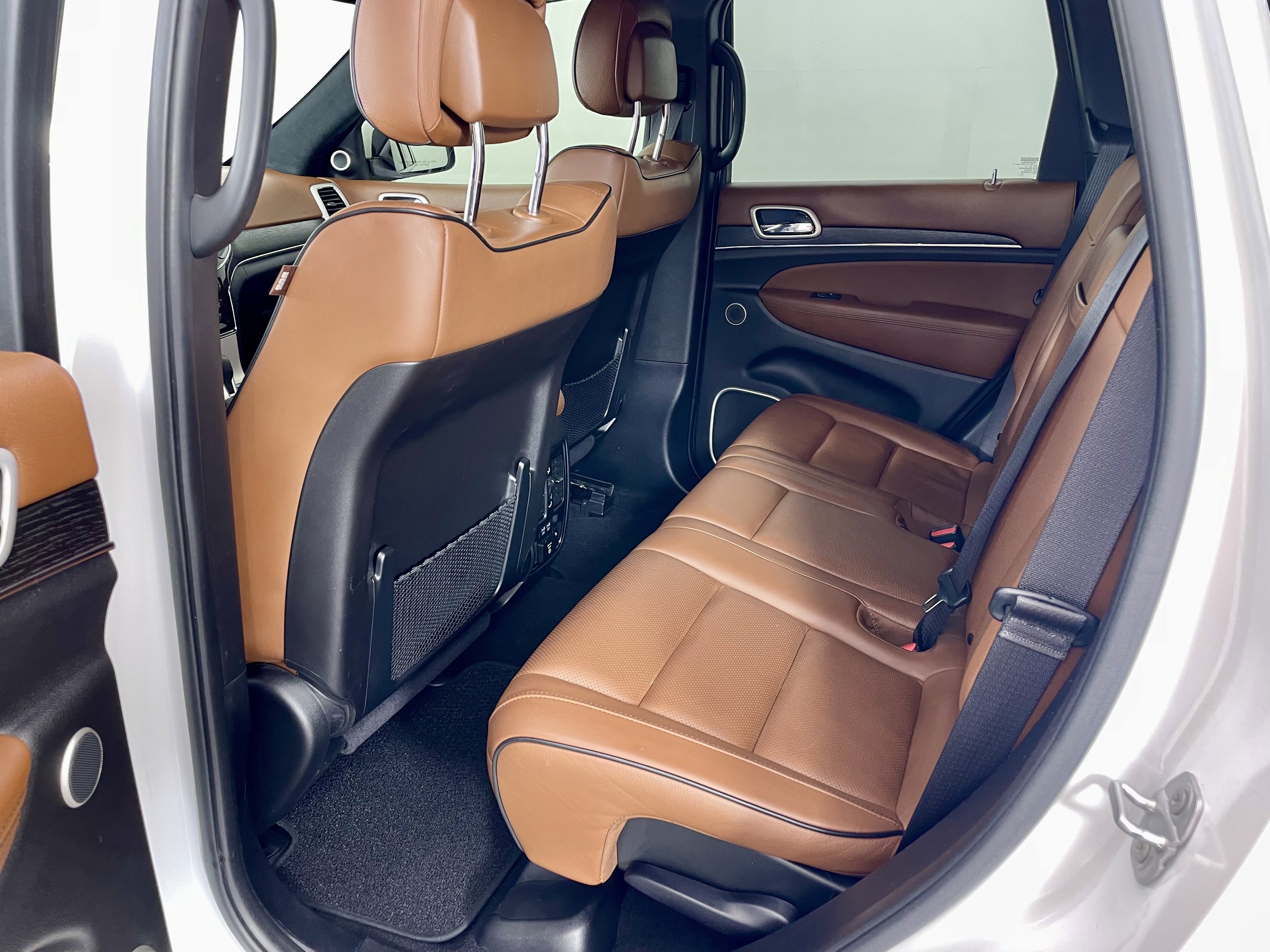 Certified 2021 Jeep Grand Cherokee Summit w/ Platinum Series Group image 14