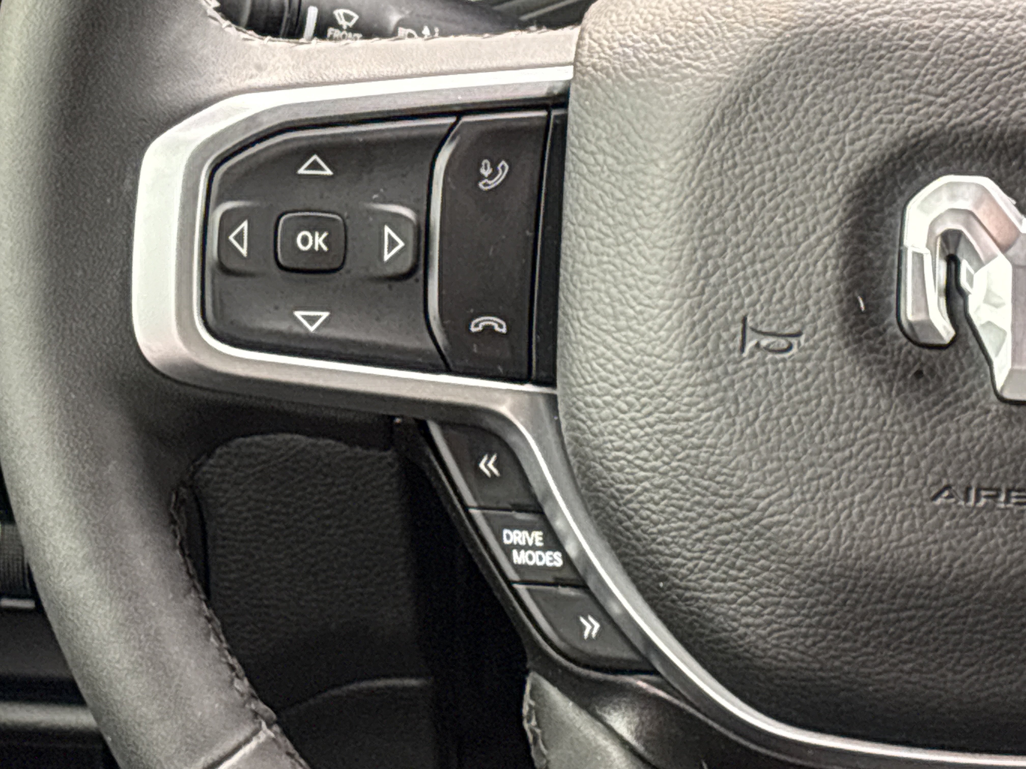 Used 2025 RAM 1500 Big Horn AWD/4WD image 21