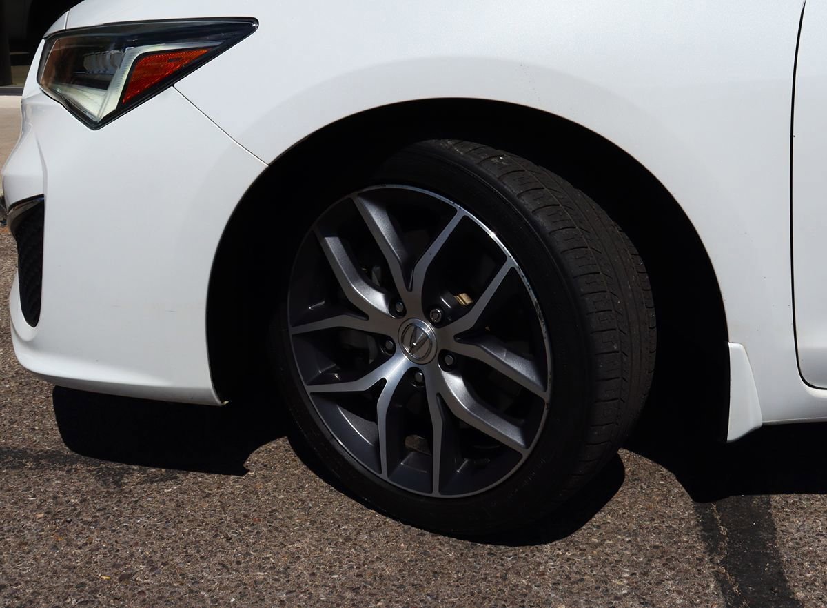 Used 2019 Acura ILX w/ Premium Package FWD image 5