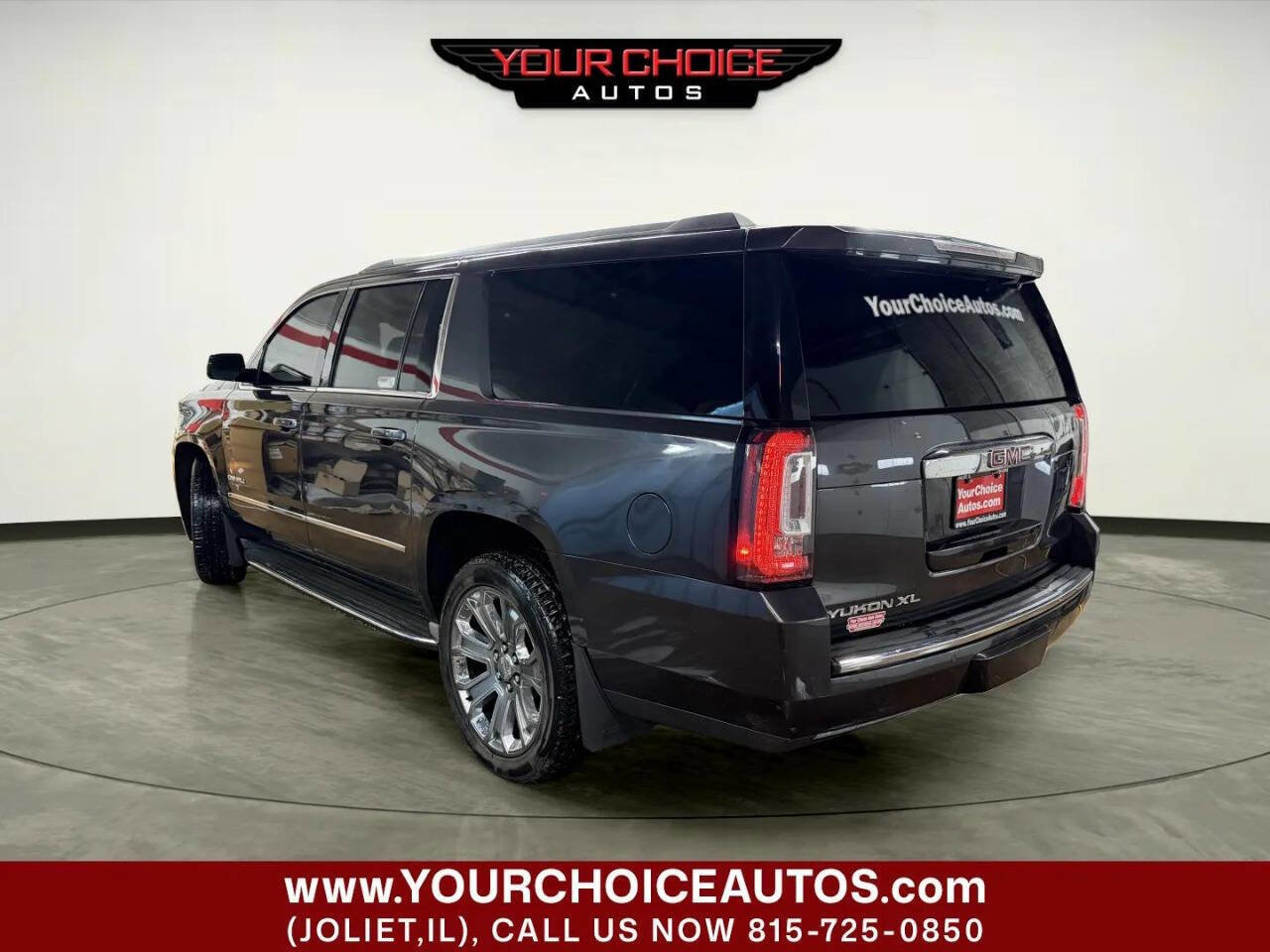 Used 2015 GMC Yukon XL Denali w/ Touring Package AWD/4WD image 3