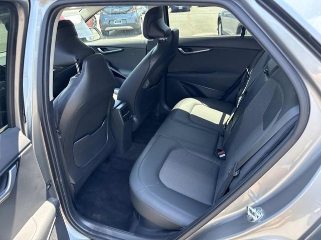 Used 2023 Kia Niro EX FWD image 16