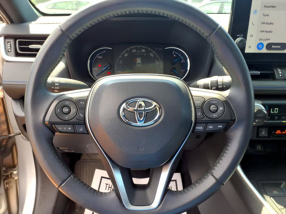 Certified 2023 Toyota RAV4 XSE AWD/4WD image 24
