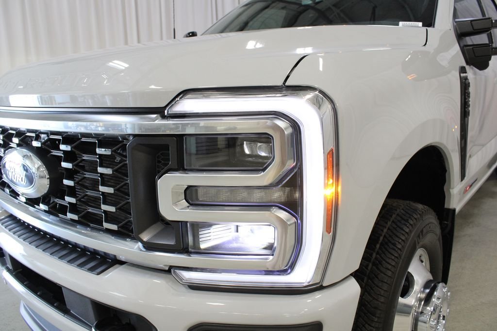 New 2026 Ford F350 Platinum AWD/4WD image 34