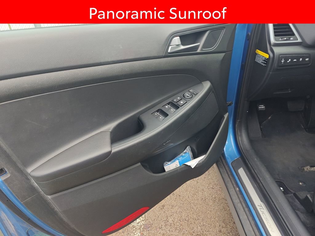 Used 2017 Hyundai Tucson Limited w/ Limited Ultimate Package 03 image 5