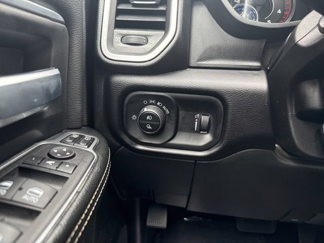 Used 2024 RAM 2500 Big Horn AWD/4WD image 14