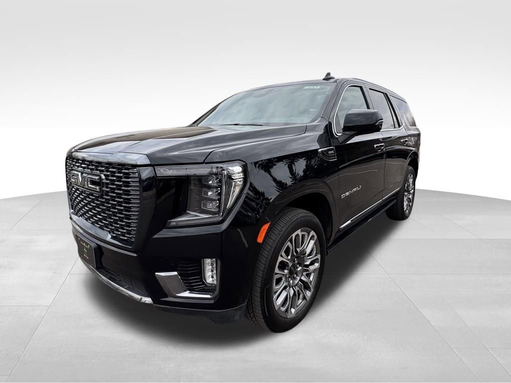 Used 2023 GMC Yukon Denali Ultimate AWD/4WD image 2
