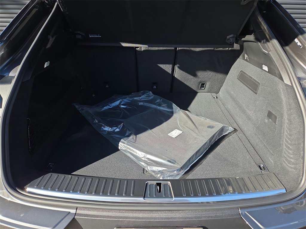 New 2026 Porsche Cayenne Coupe image 31