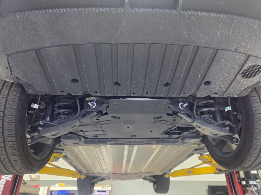 Used 2024 Chevrolet Equinox EV RS w/ Active Safety Package 3 FWD image 6