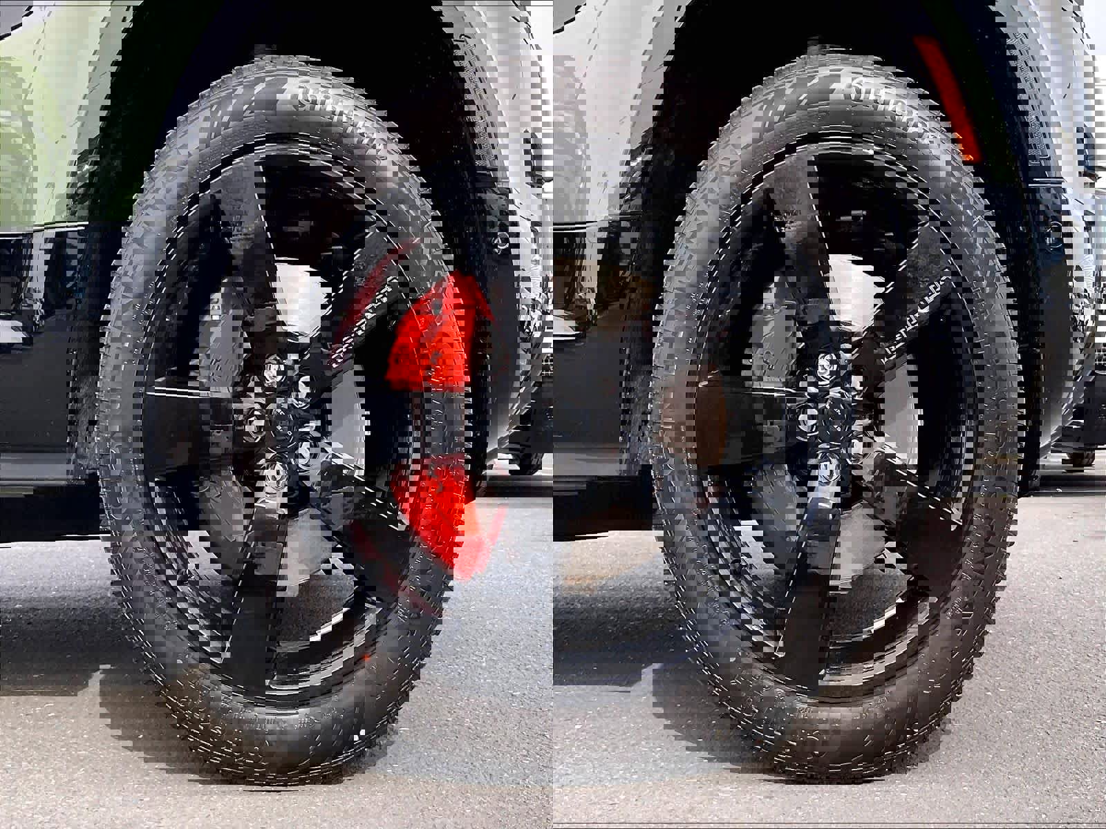 New 2026 Land Rover Defender 110 X image 14