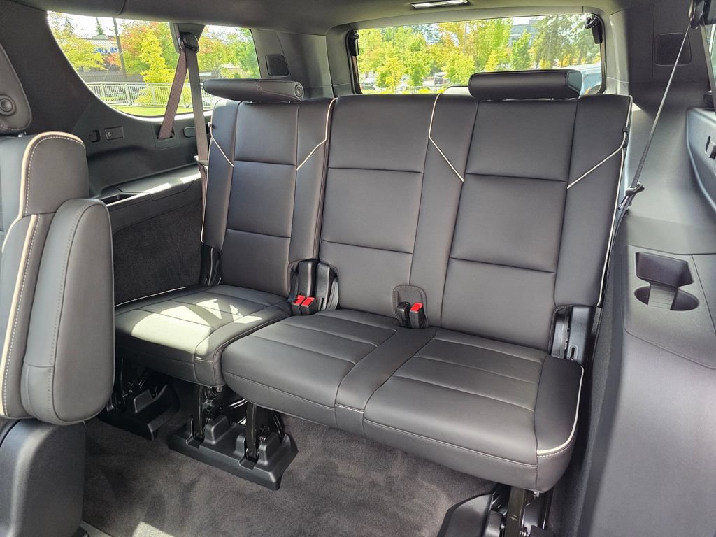 New 2026 Cadillac Escalade ESV Sport AWD/4WD image 18