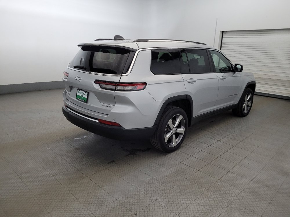 Used 2022 Jeep Grand Cherokee L Limited AWD/4WD image 9
