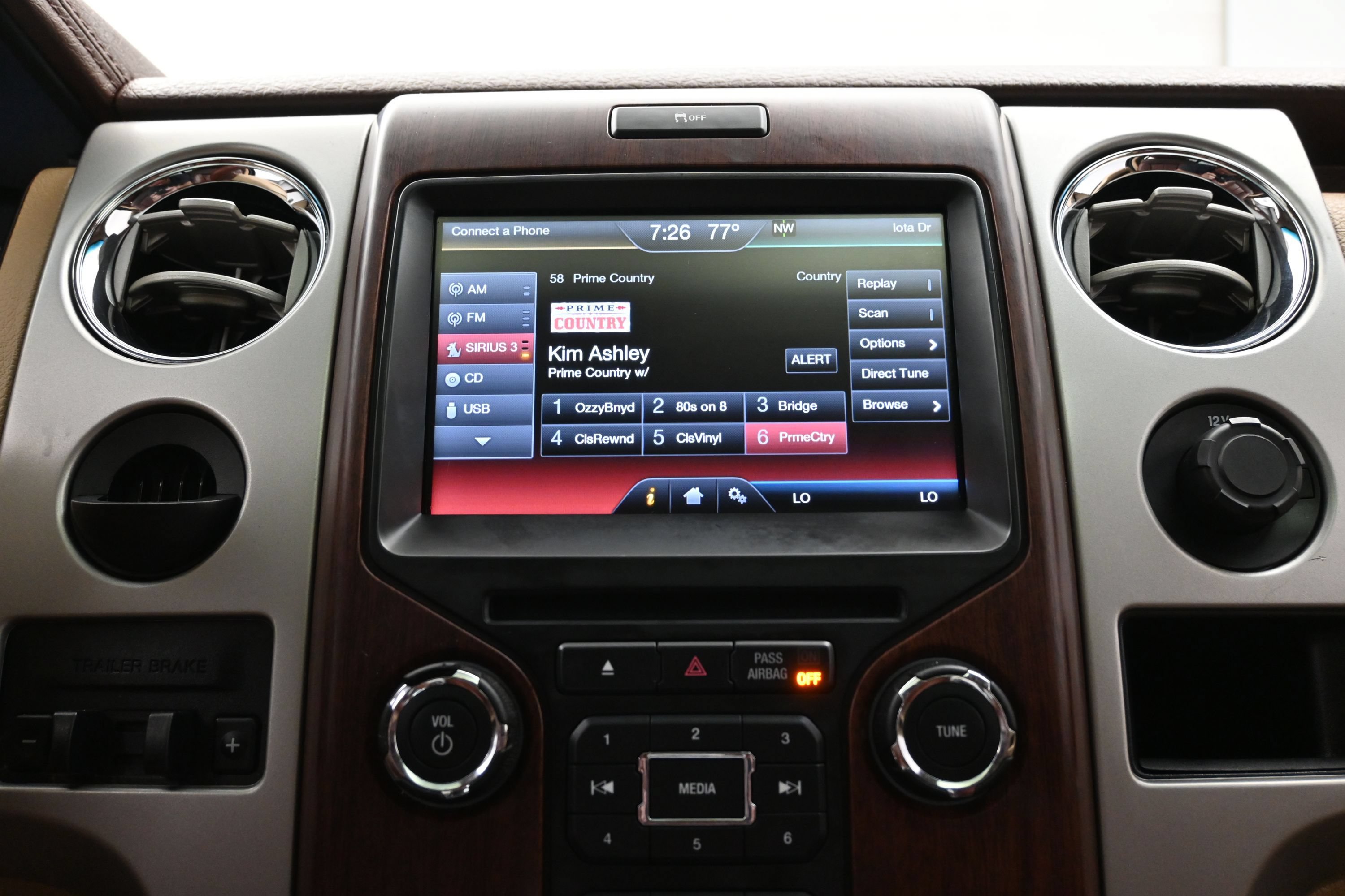 Used 2013 Ford F150 King Ranch w/ King Ranch Luxury Pkg RWD image 35