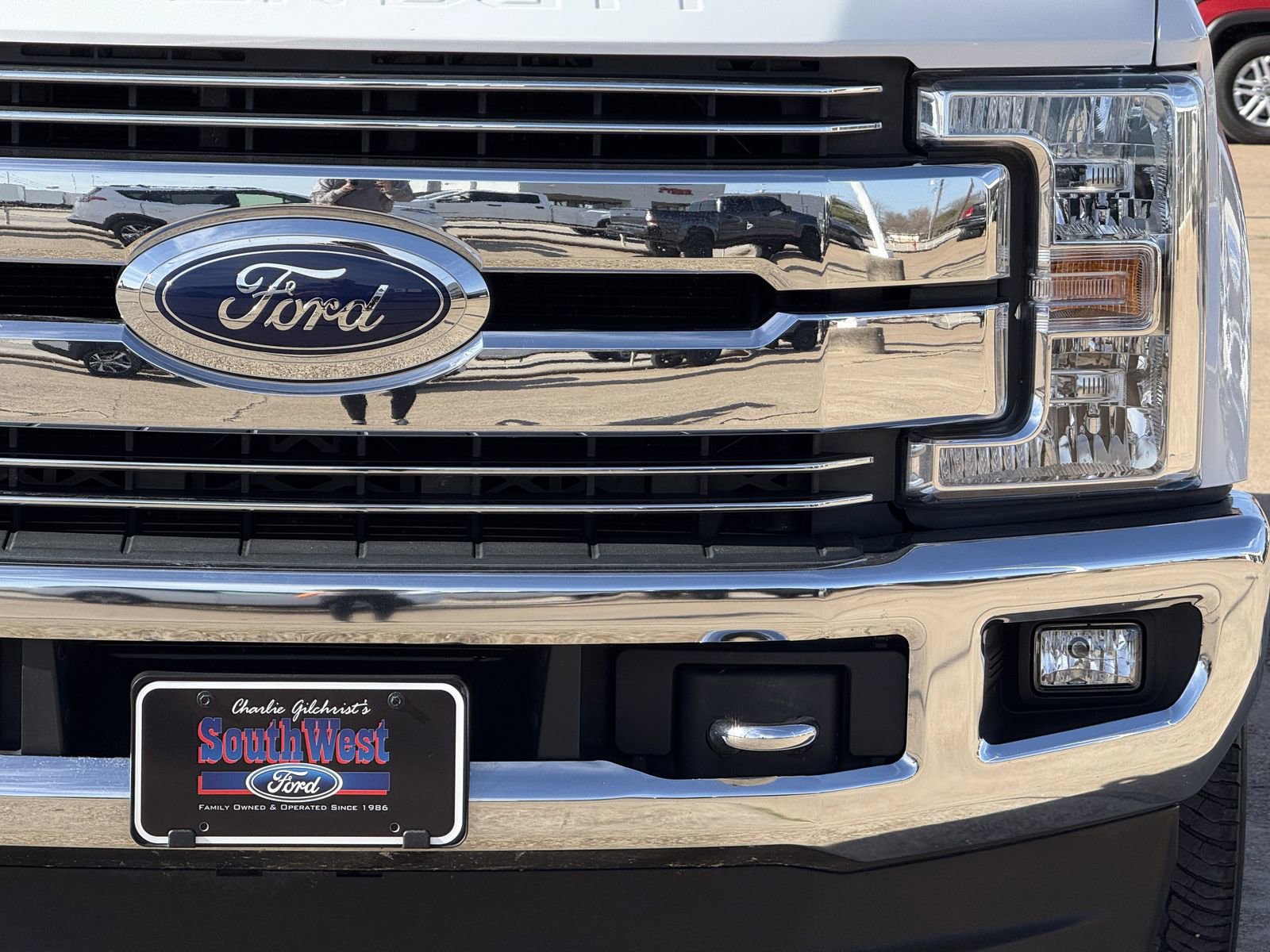 Used 2019 Ford F250 Lariat w/ Chrome Package image 9